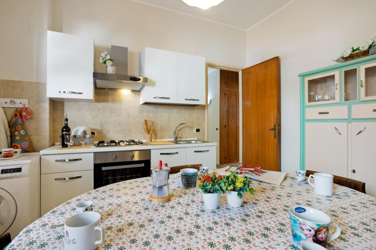 Tra Il Centro E Il Mare Apartment Con Terrazzo Aci Castello Ngoại thất bức ảnh