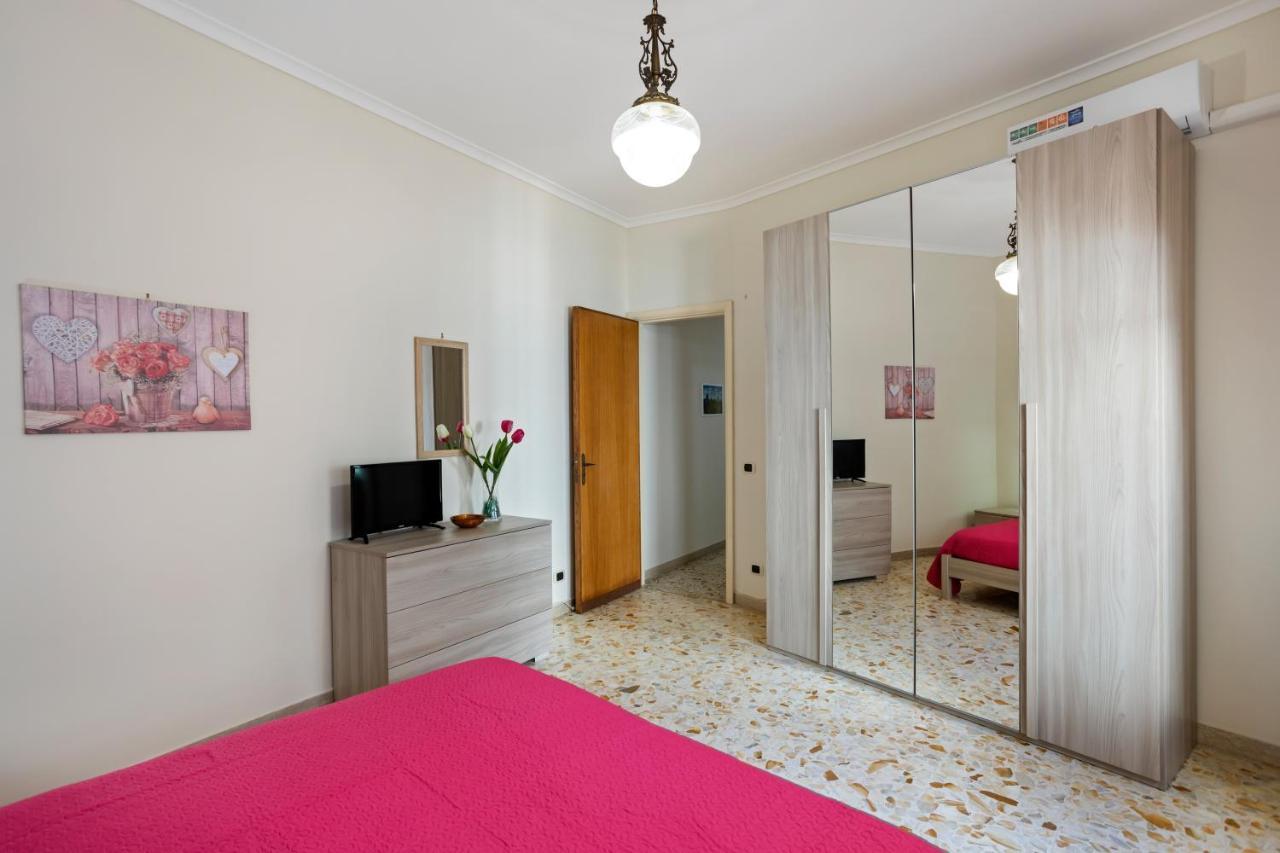 Tra Il Centro E Il Mare Apartment Con Terrazzo Aci Castello Ngoại thất bức ảnh
