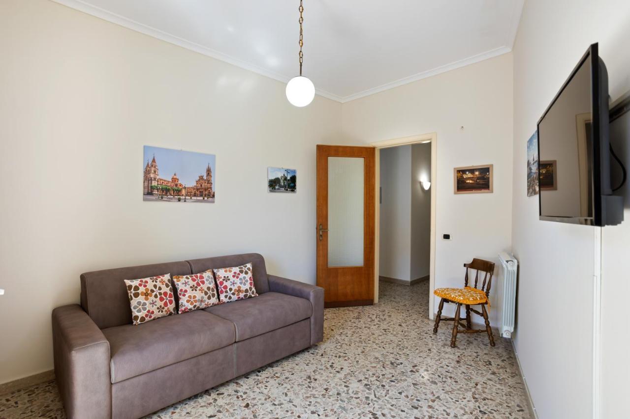 Tra Il Centro E Il Mare Apartment Con Terrazzo Aci Castello Ngoại thất bức ảnh