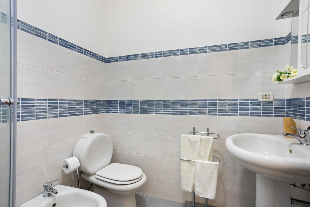 Tra Il Centro E Il Mare Apartment Con Terrazzo Aci Castello Ngoại thất bức ảnh